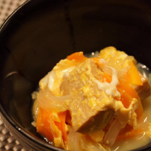高野豆腐と玉ネギの卵とじ
