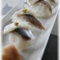 〆秋刀魚でにぎり寿司