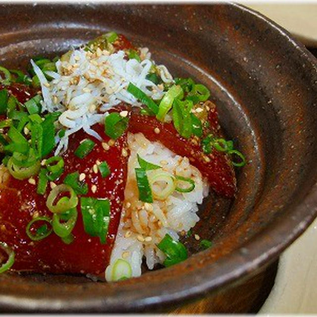 ☆マグロ漬け丼とかにかまとねぎのチヂミ風☆