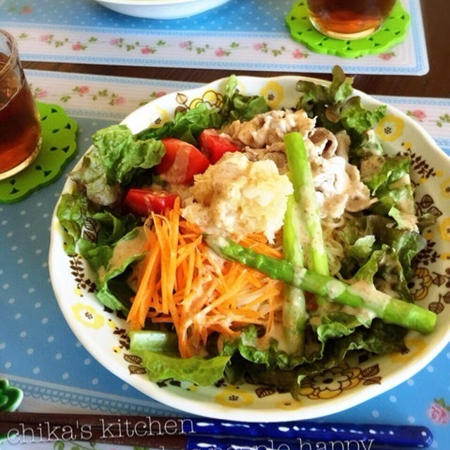冷しゃぶおろしサラダそうめん♡ と あなどれないよね。