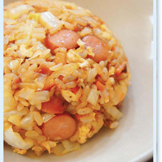 【 キャベツ＆チーズ炒飯。】