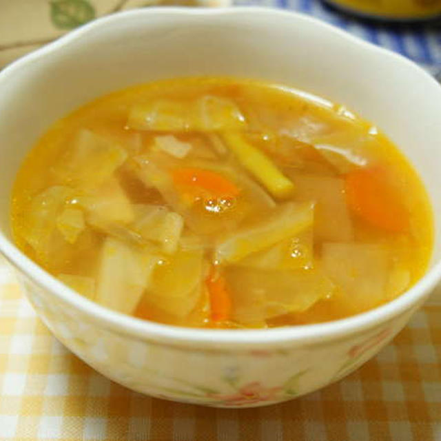 野菜たっぷりミネストローネ