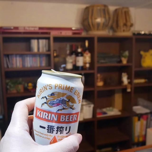音楽とお酒を楽しむ(？)同級生サークル