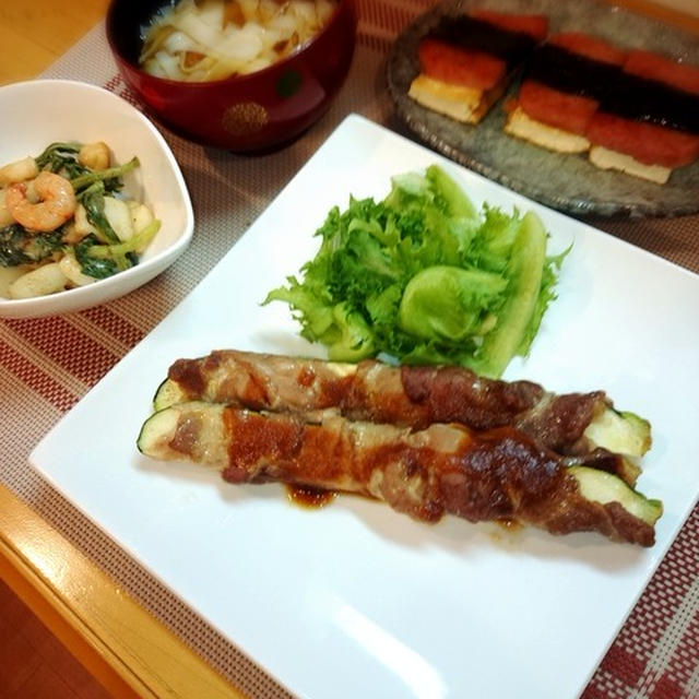 晩御飯。小松菜と魚介のマヨネーズ炒め。他。