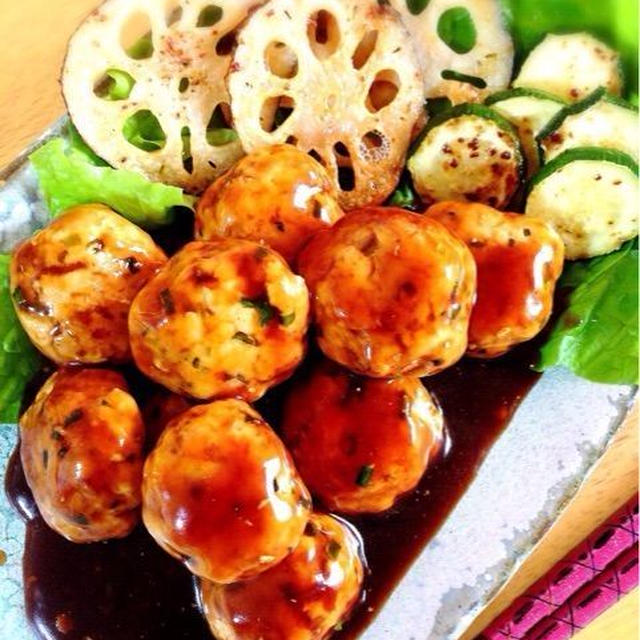 チーズとネギ入りチキンボール