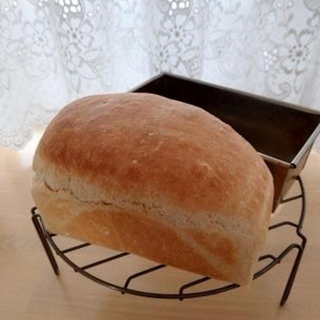塩麴全粒粉食パン🎵