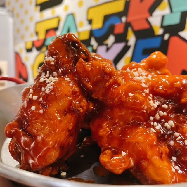 東京駅チカ・韓国ヤンニョムチキン専門店オープン‼️「ティー ティー チキン 」TTC