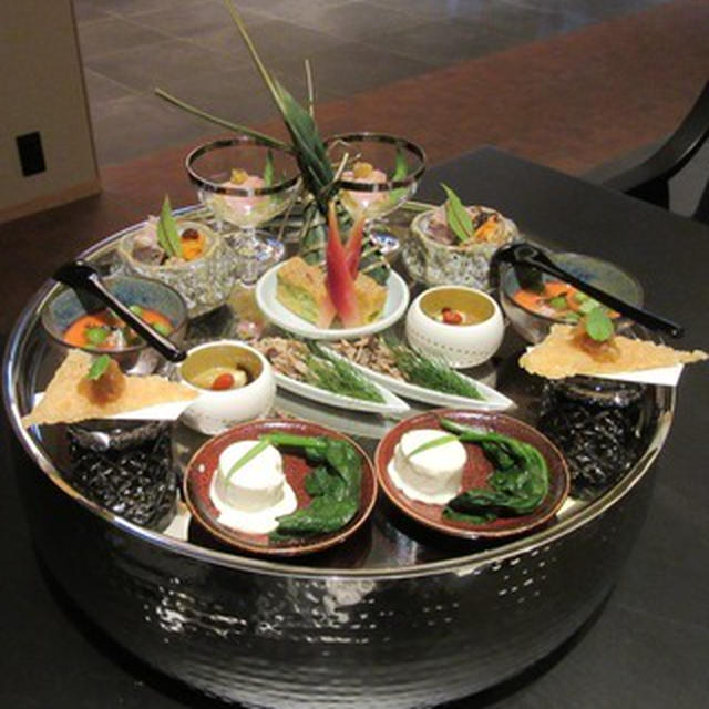 hotel nansui Restaurant Marginal でおまかせ料理：高知旅日記[5]