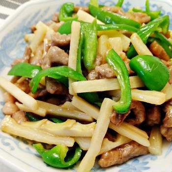 熊本の竹の子を使って☆青椒肉絲(チンジャオロース)♪