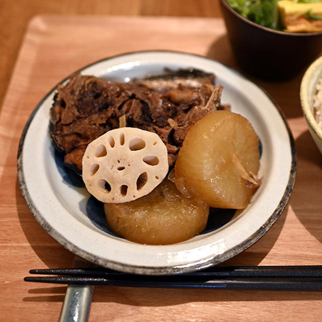 鰤大根と小田巻蒸し