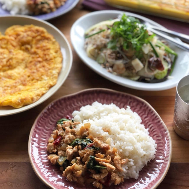 7月のレッスンメニューは『ガパオとタイ料理』