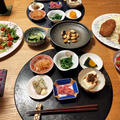 山盛りきゃべせんコロッケ添え、ポテトサラダ、にんにく揚げ焼、小鉢6品で晩酌