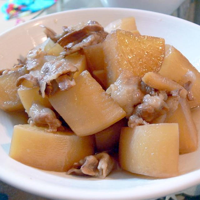 ホッコリと美味しい♪大根と豚バラ肉の蒸し煮