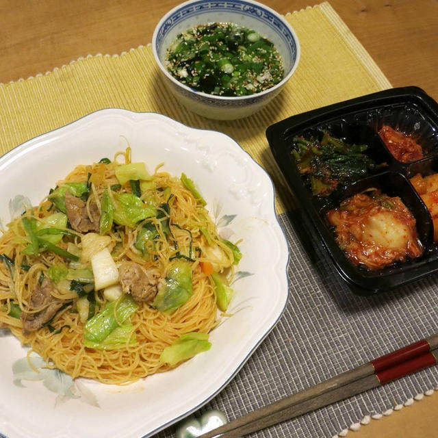 旦那さん作：旨辛焼きビーフンの晩ご飯　と　超ショックな出来事( ﾟДﾟ)