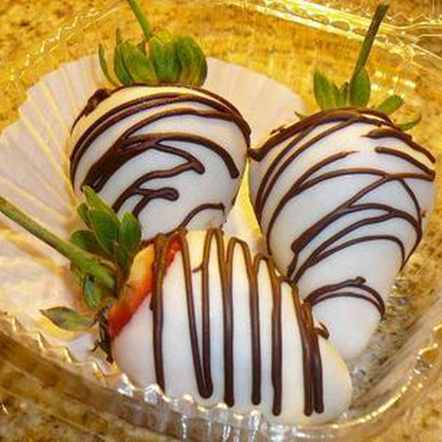 イチゴのホワイトチョコ