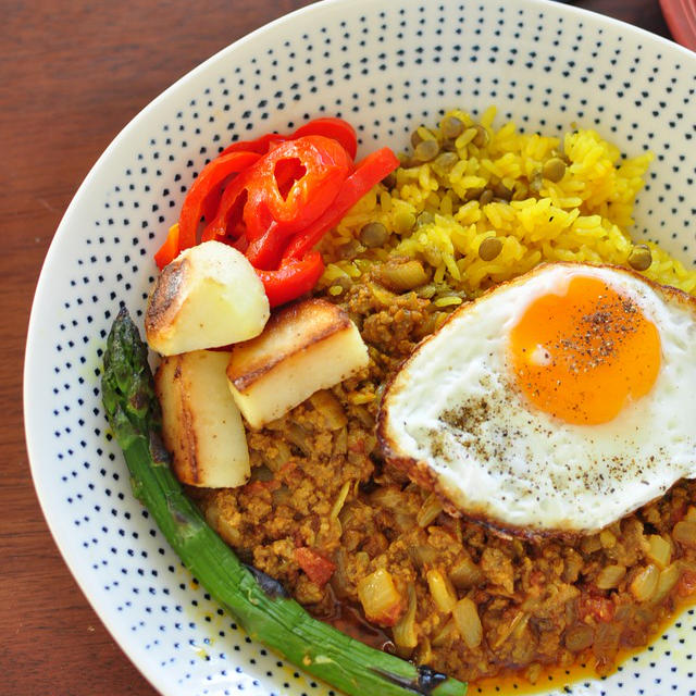 夏はやっぱりカレーだね！お店気分の【本格派のキーマカレー】