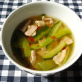 きゅうりと豚バラ肉の中華スープ