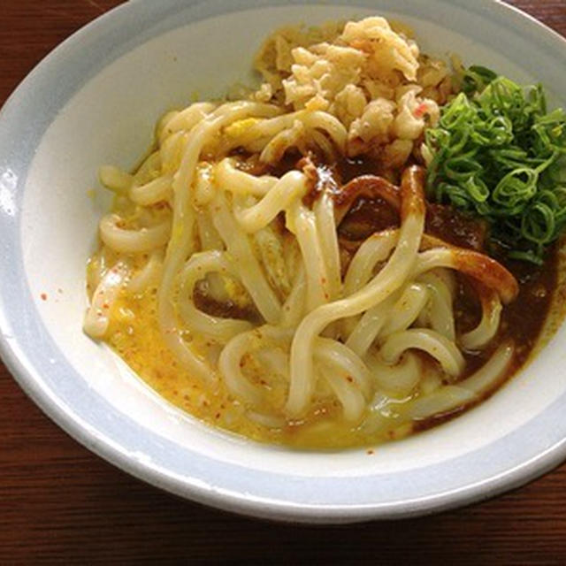 玉子消費に「カレー釜玉うどん」