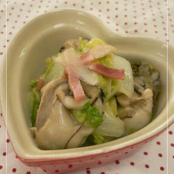 ふっくら美味しい◎牡蠣と白菜のにんにくあっさり煮◎