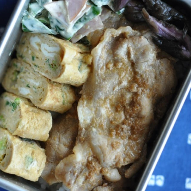 豚の生姜焼き丼弁当。