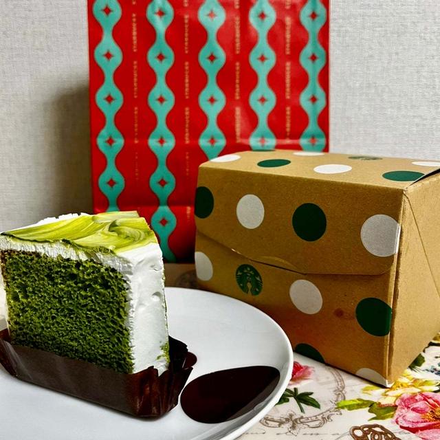 今年も登場！スターバックス 宇治抹茶シフォンケーキ