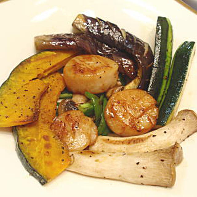 ホタテのバルサミコ風味ソテーと野菜のグリル-アンチョビバジルソース添え-（レシピ付）