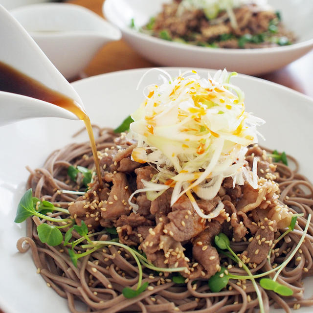 冷たい肉蕎麦