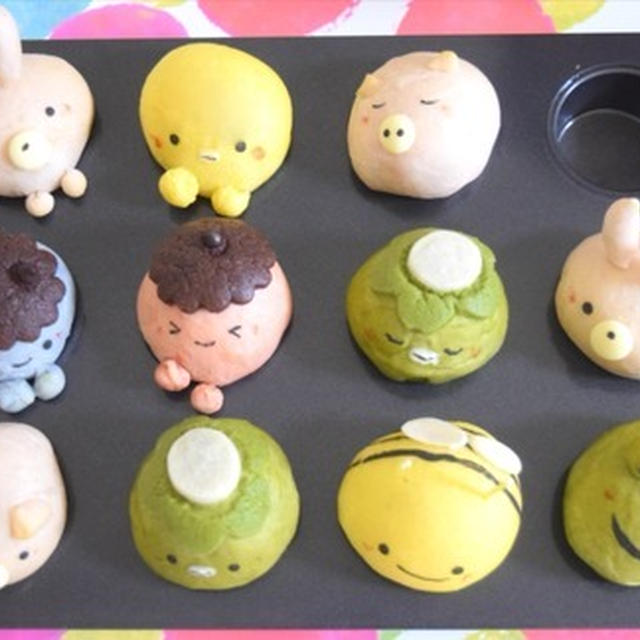 マフィン型でひょっこり♪よくばり動物パン♡