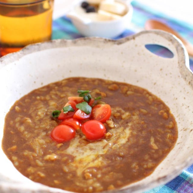 『ぼくは明日、昨日のカレー鍋をリゾットにする』レシピ