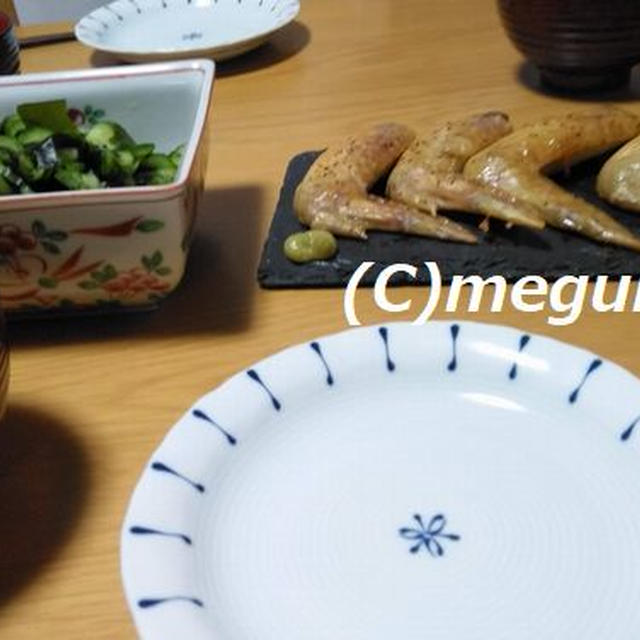 タコ飯・手羽先の塩焼き・きゅうりとわかめの酢の物・大根と舞茸と春雨の中華風スープ