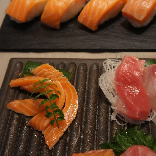 盛っただけ～。お疲れな日は手抜き刺身定食、お豆ご飯　with イケメンワイン♪