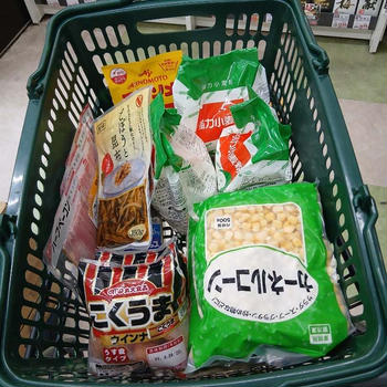 マヨネーズパンとりんごのコンポート