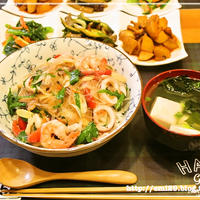 モランボン　韓の食菜deシーフード塩チャプチェ丼の献立