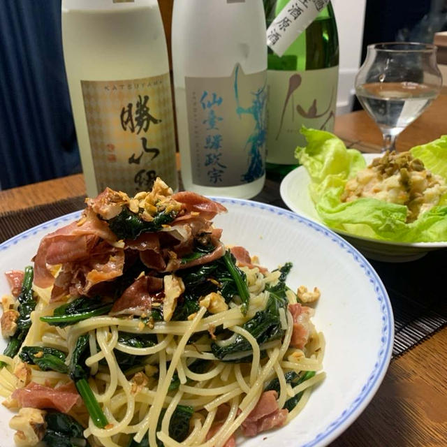 クリスマスにお勧め、生ハムとほうれん草のペペロンチーノ