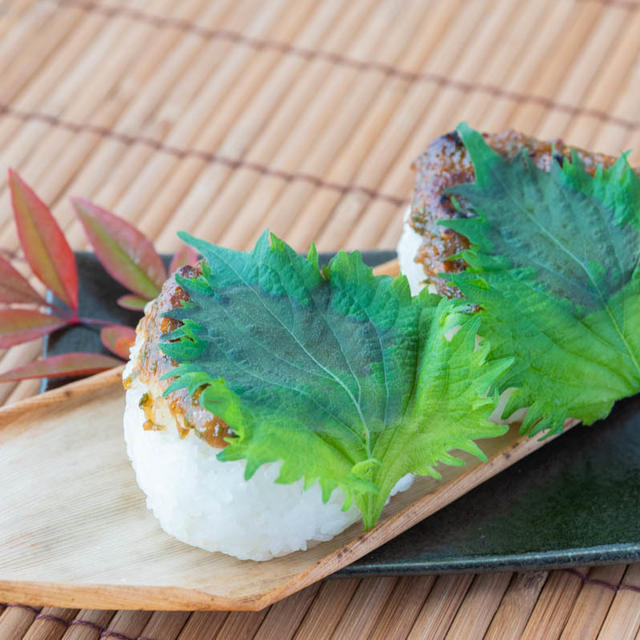 何個でも食べられる♪大葉味噌の焼きおにぎりのレシピ・作り方