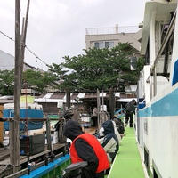 まるで罰ゲーム？！土砂降りの中の「バリバスカップ2025 東京湾マゴチ釣り大会」