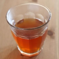 ほんのり柿の風味の生姜紅茶