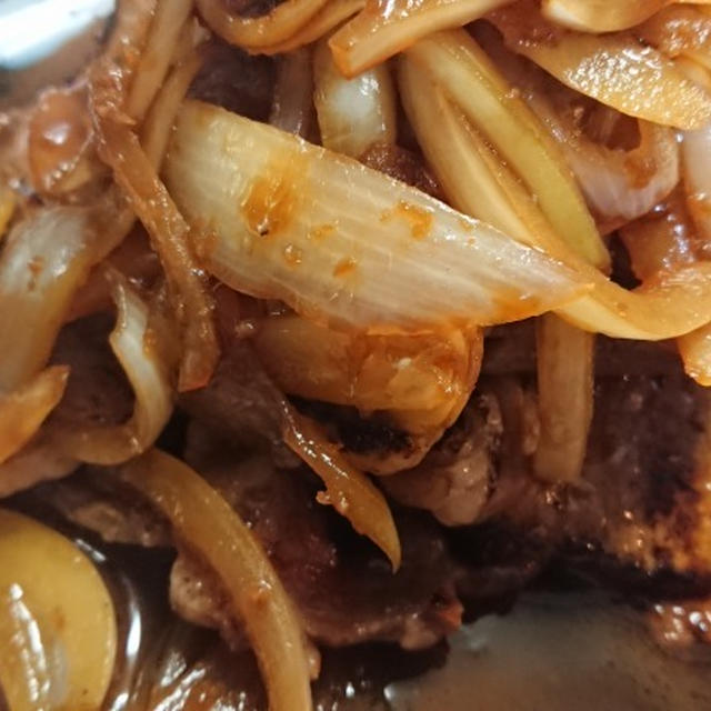 若干厚切り豚ロース肉と たっぷり玉ねぎの生姜焼き By Zintomoさん レシピブログ 料理ブログのレシピ満載