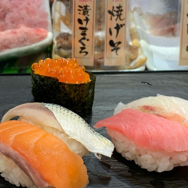 溝ノ口にエキナカ立ち食い寿司オープン、「魚がし日本一」さん