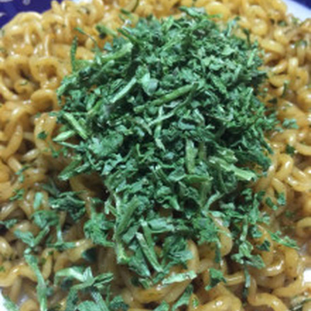 サイゴンラーメンシリーズ パクチー ラーメン 焼きそば 野菜と一緒に茹でる 汁なしラーメン