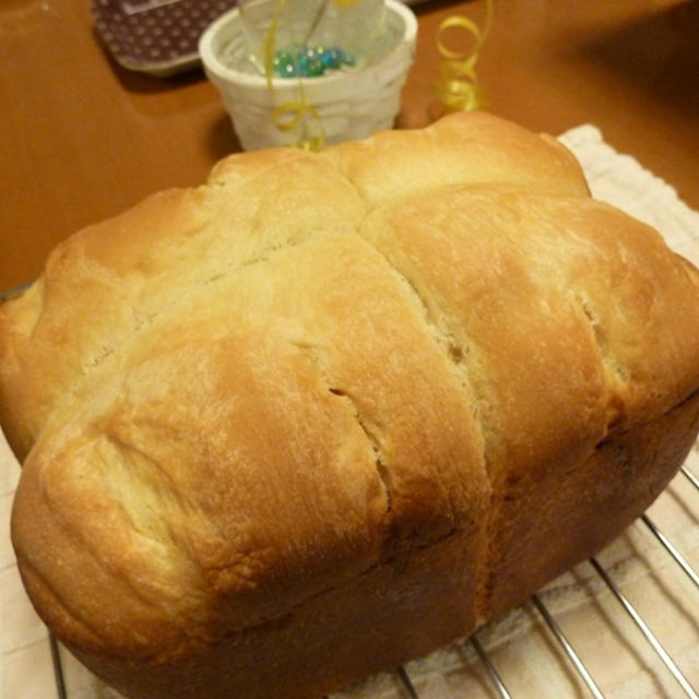 ホームベーカリーで食パンを作ってみる