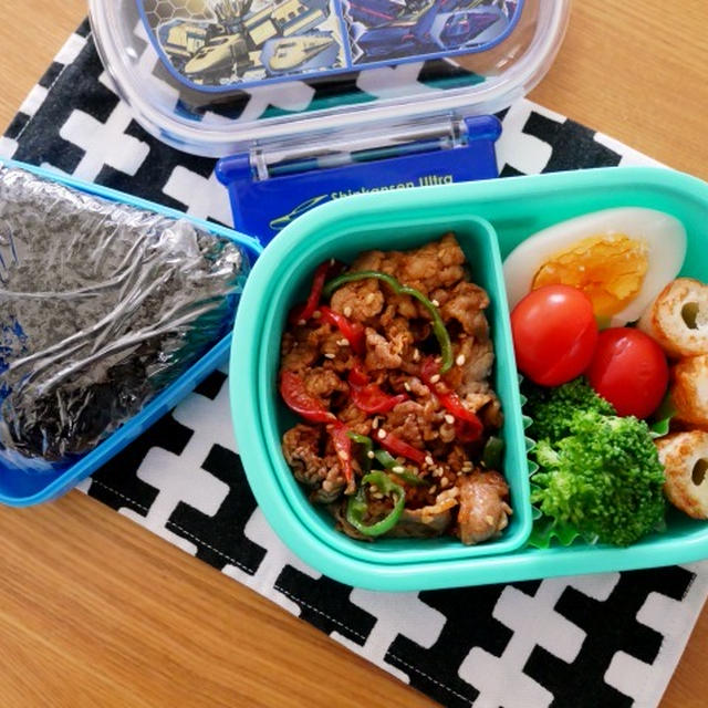増量！大きなおにぎりとプルコギのお弁当