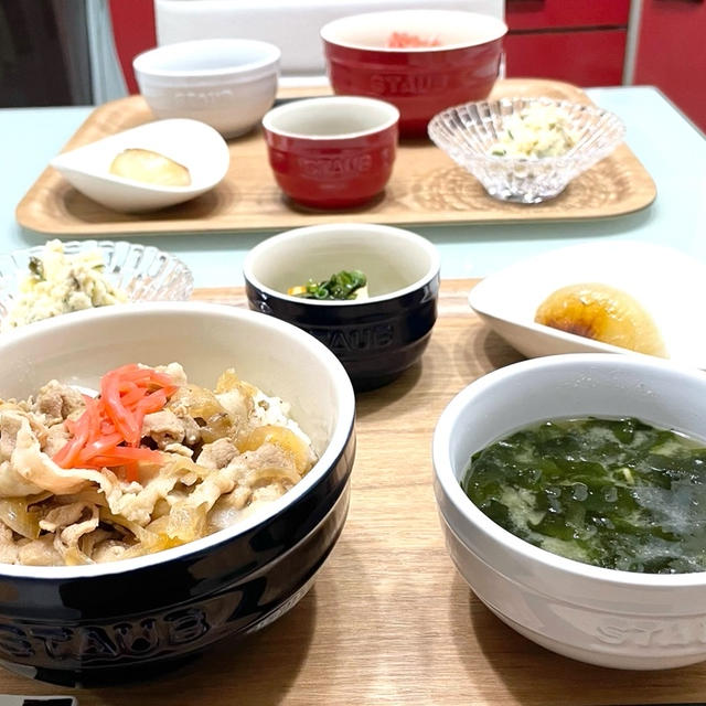 【献立】4人家族の晩ごはん/豚丼