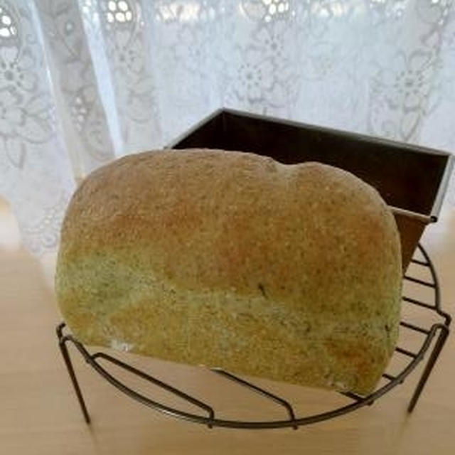 醤油麹よもぎミニ食パン🎵