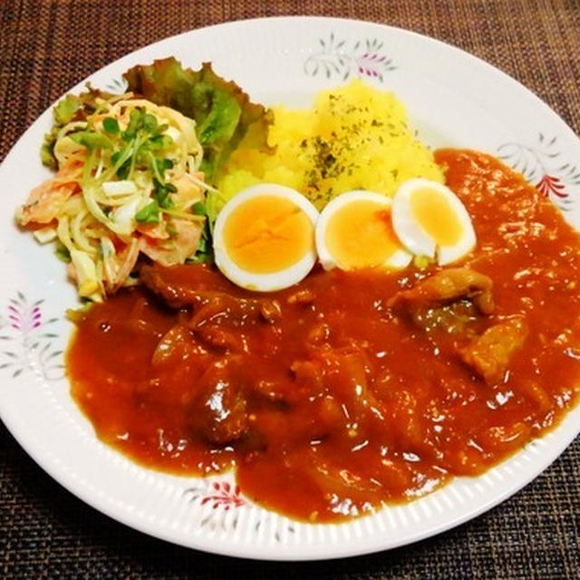 却下されて別メニューで繰り越し・・・牛筋トマトカレー♪・・♪