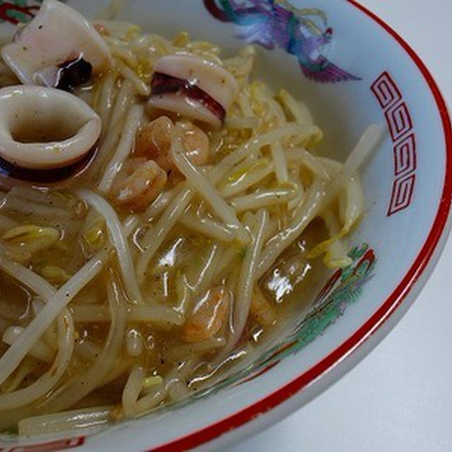 塩インスタントラーメンで海鮮あんかけそば