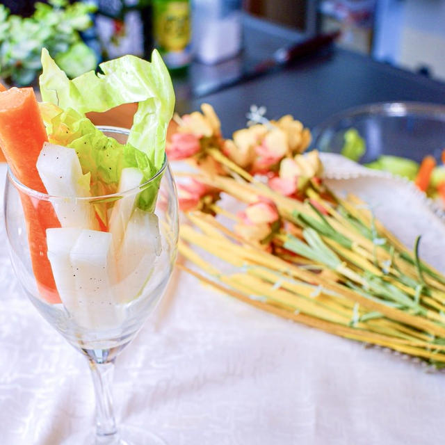 ディップに頼らない！野菜が旨くなる野菜スティックのレシピ