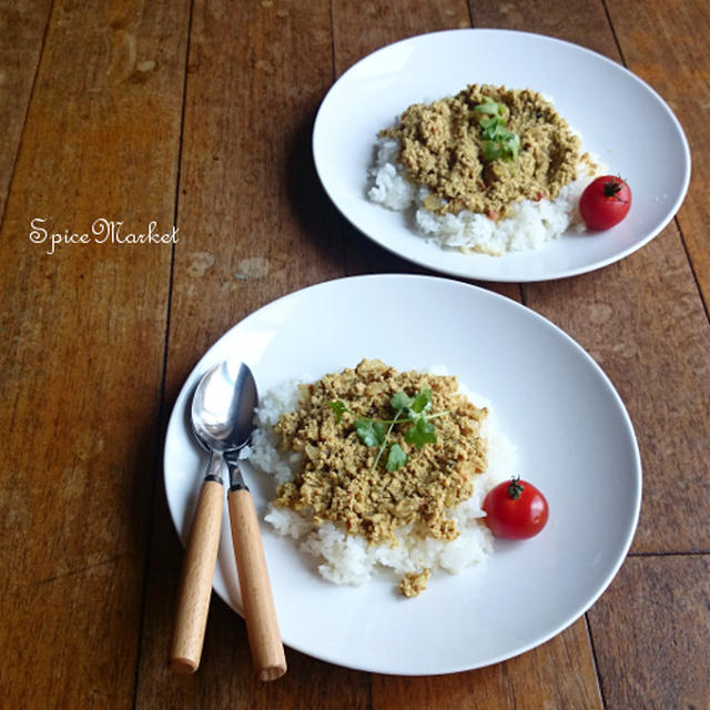 春のマルシェ　カレーメニュー