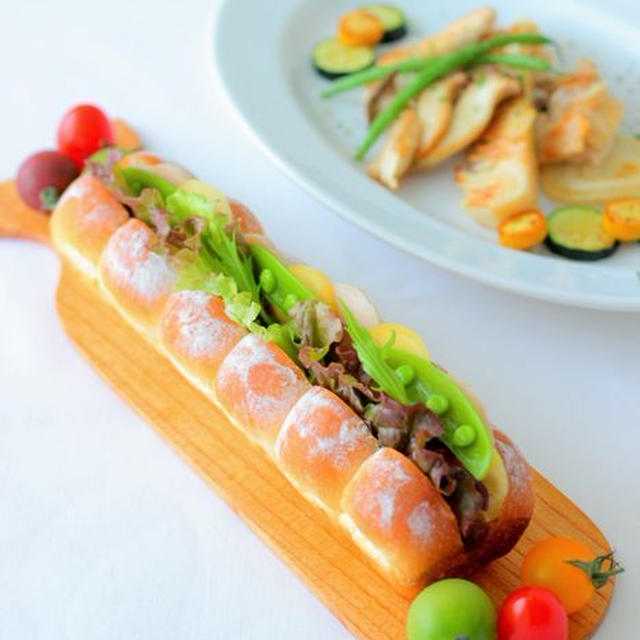 ロングちぎりパンでサンドイッチ