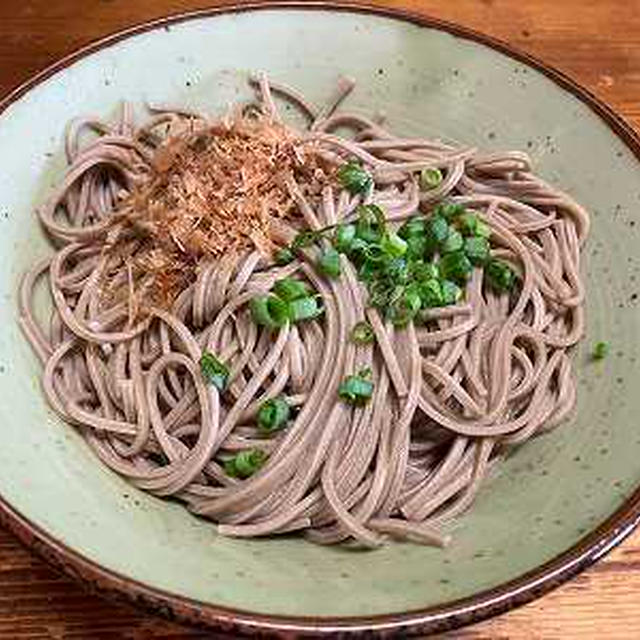 釜揚げ蕎麦とスダチおろし蕎麦。芋堀大会